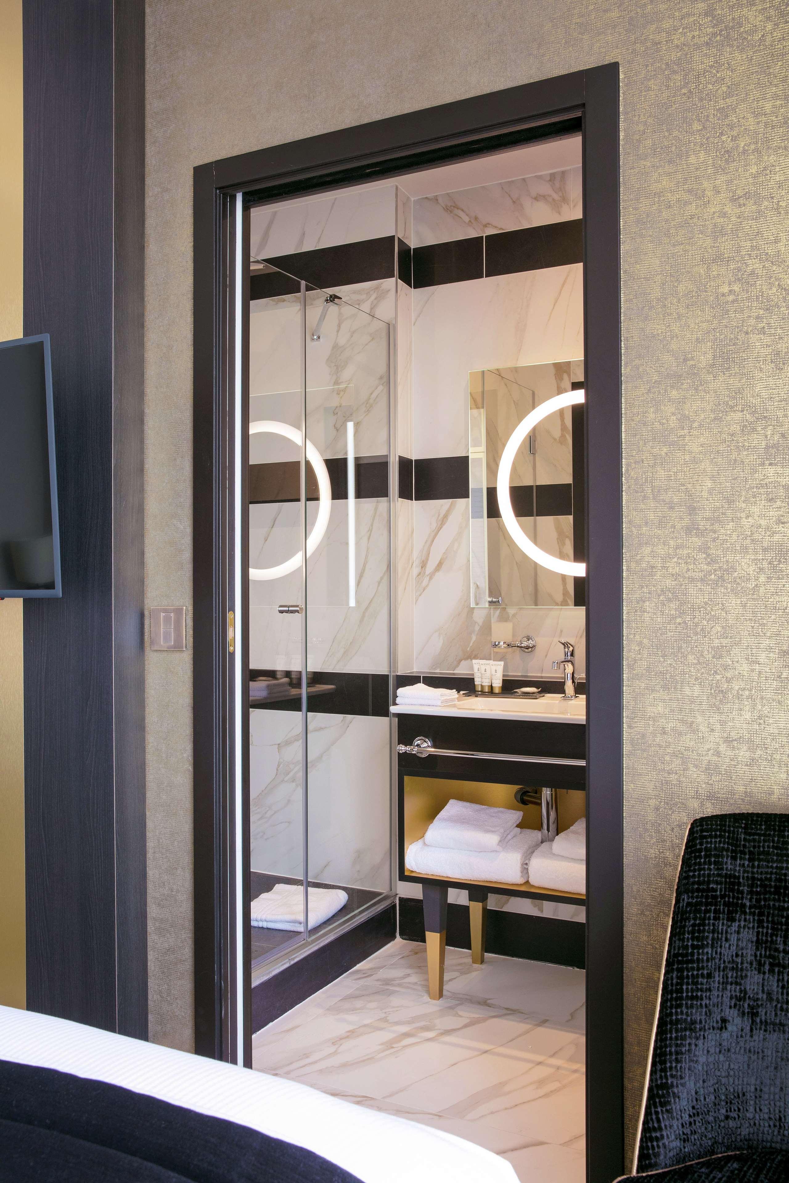 Niepce Paris, Curio Collection By Hilton Hotel Екстериор снимка