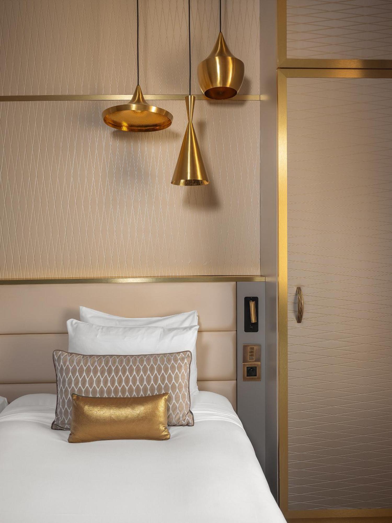 Niepce Paris, Curio Collection By Hilton Hotel Екстериор снимка