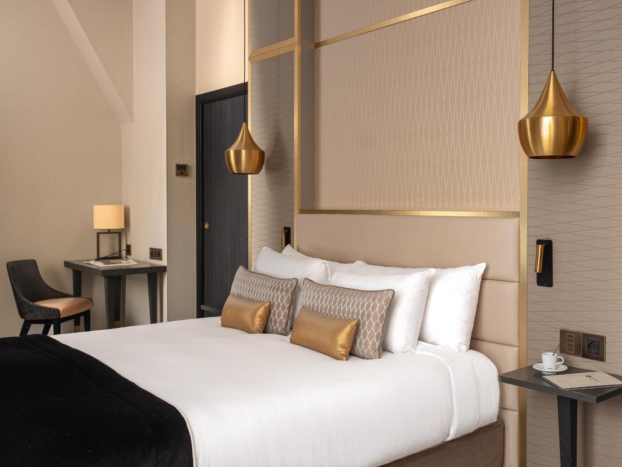 Niepce Paris, Curio Collection By Hilton Hotel Екстериор снимка