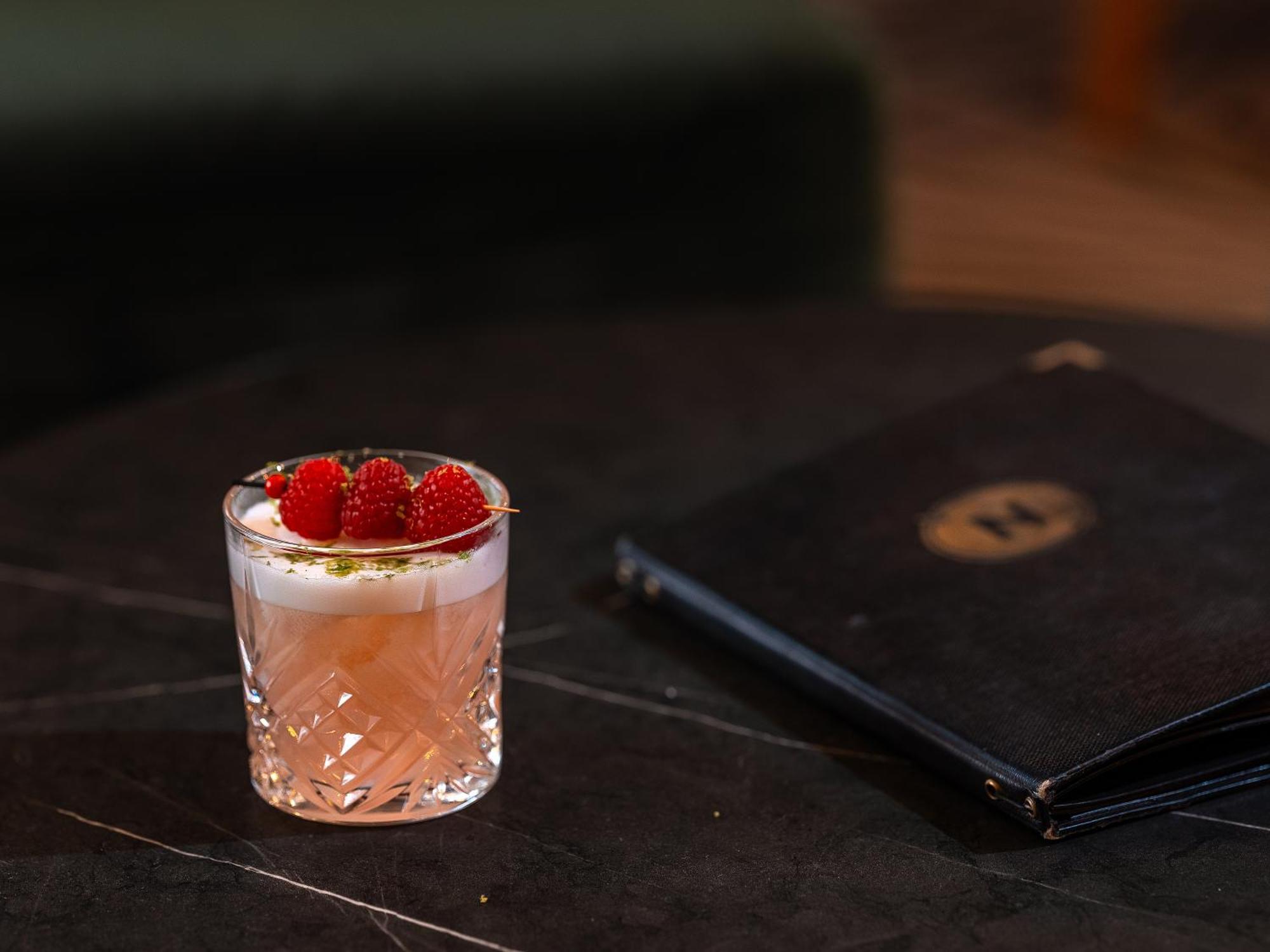 Niepce Paris, Curio Collection By Hilton Hotel Екстериор снимка
